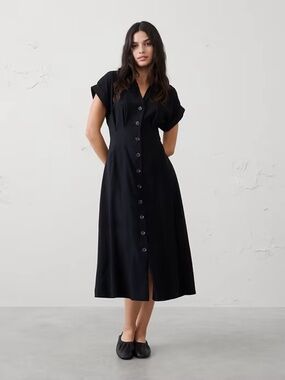 NWT Banana Republic Twill Midi Shirtdress // Black